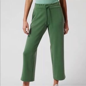 Athleta Straight Leg Drawstring Casual Pant in Seafoam - Size S